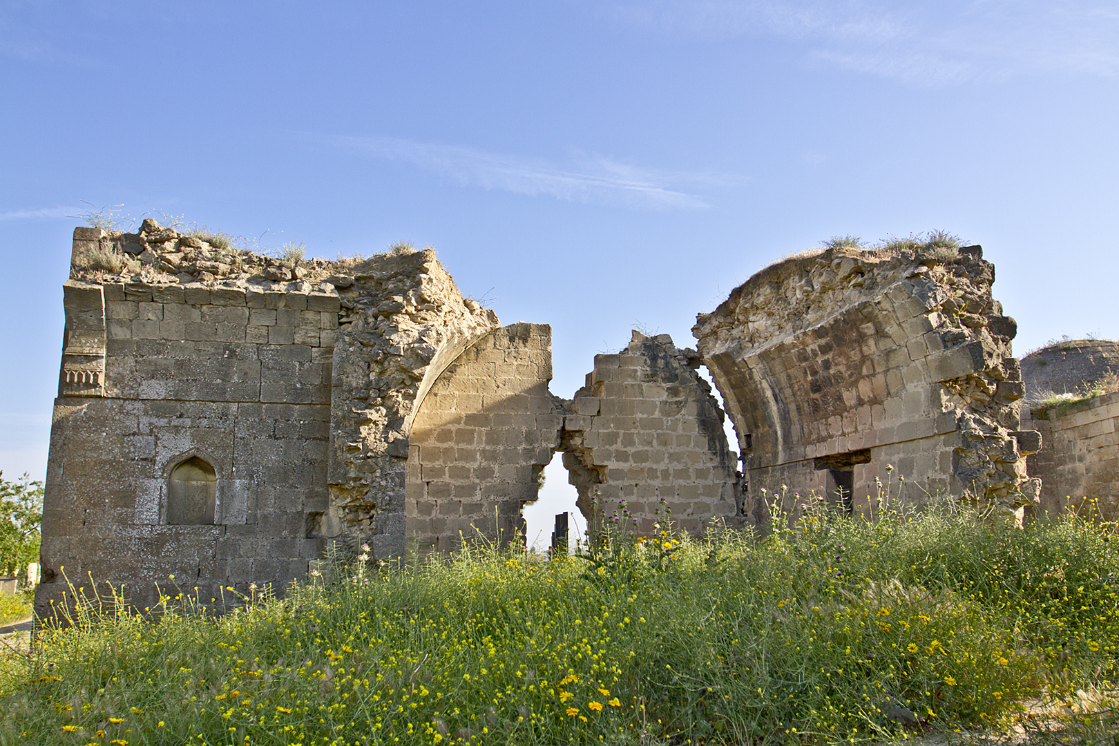 1385-ci ildə tikilmiş Hacı Şəhla məscidi