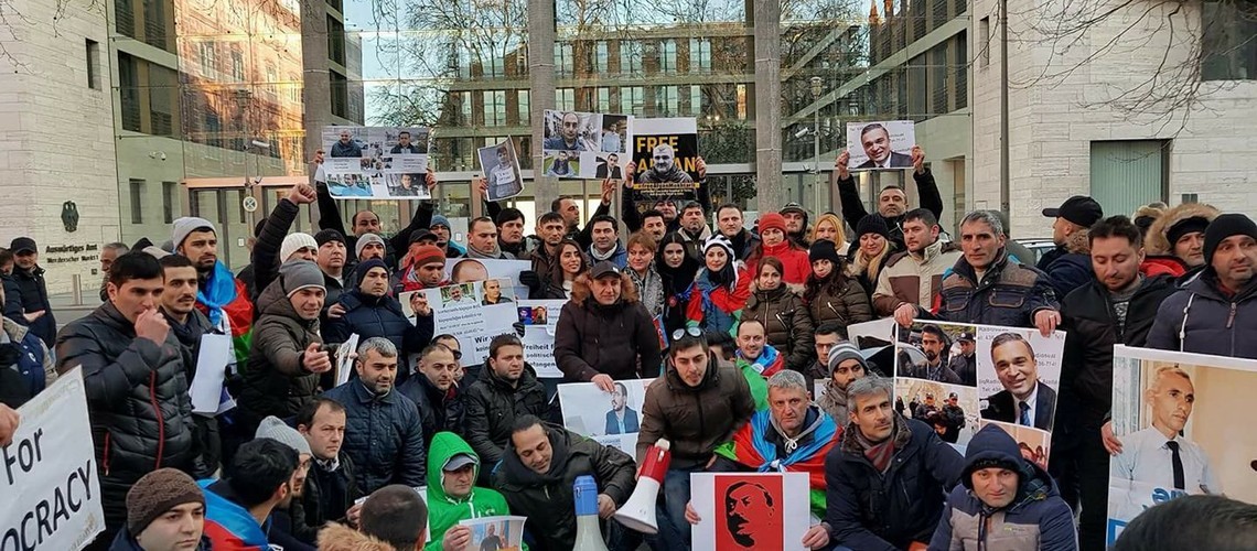 Акция азербайджанских политэмигрантов в Берлине