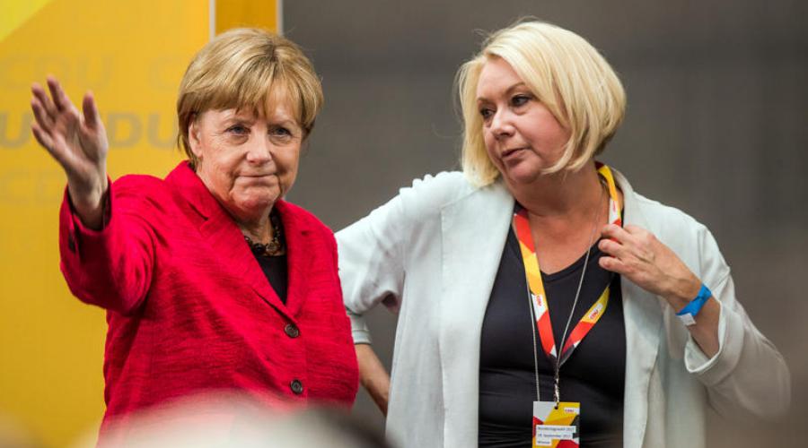Angela Merkel və Karin Strenz