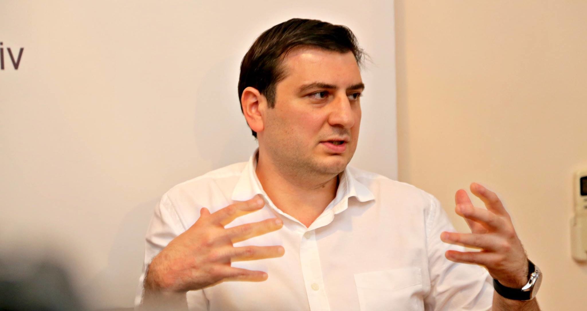 Azər-Qasımlı1-e1578473633700.jpg
