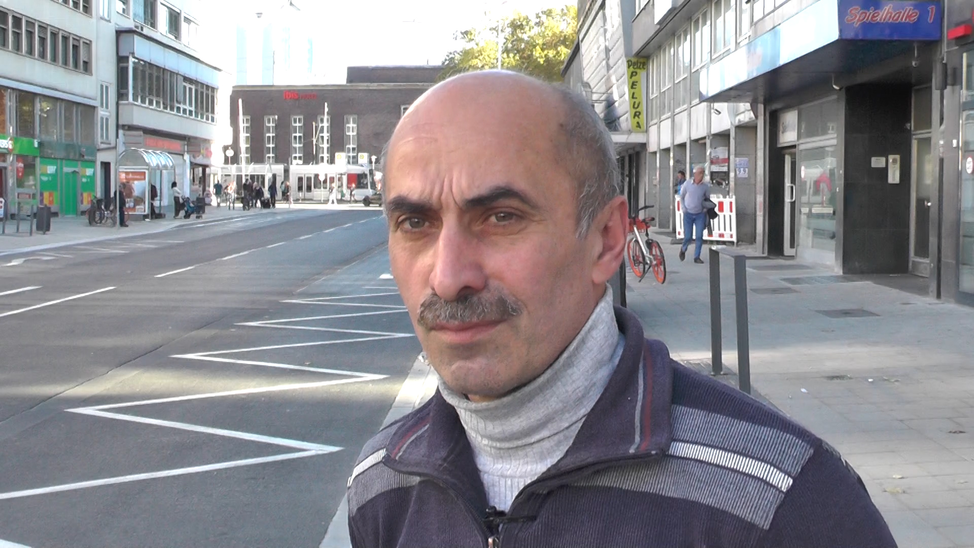 Azərbaycanı dörd il öncə tərk edən Mehman Həsənov