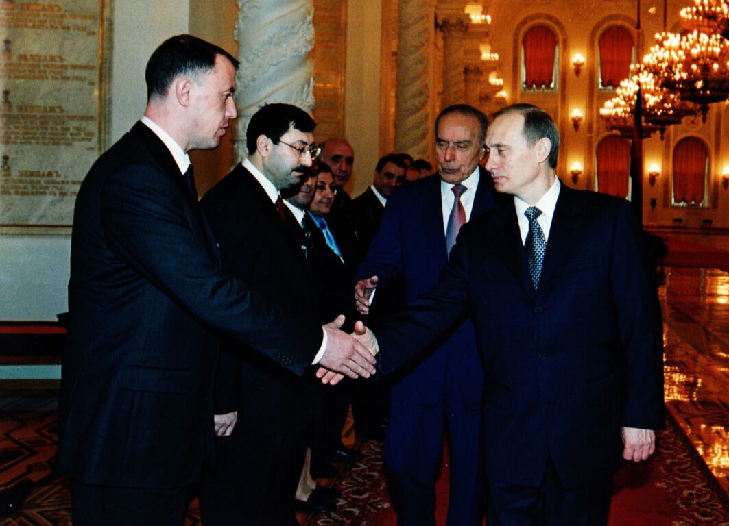 Cahangir Hacıyev, Vladimir Putin və Heydər Əliyev (arxiv)