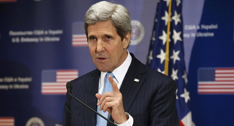 Con Kerri foto sosial şəbəkə