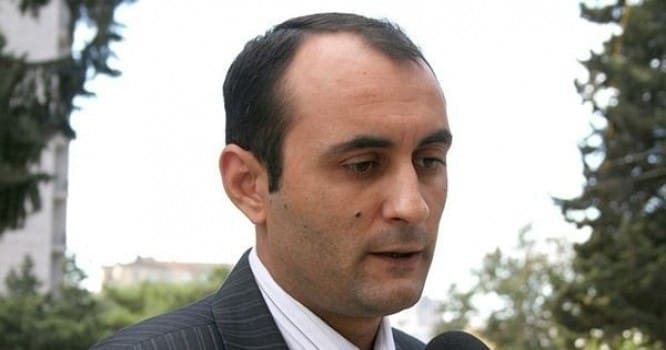 Fikrət Fəraməzoğlu foto sosial şəbəkə