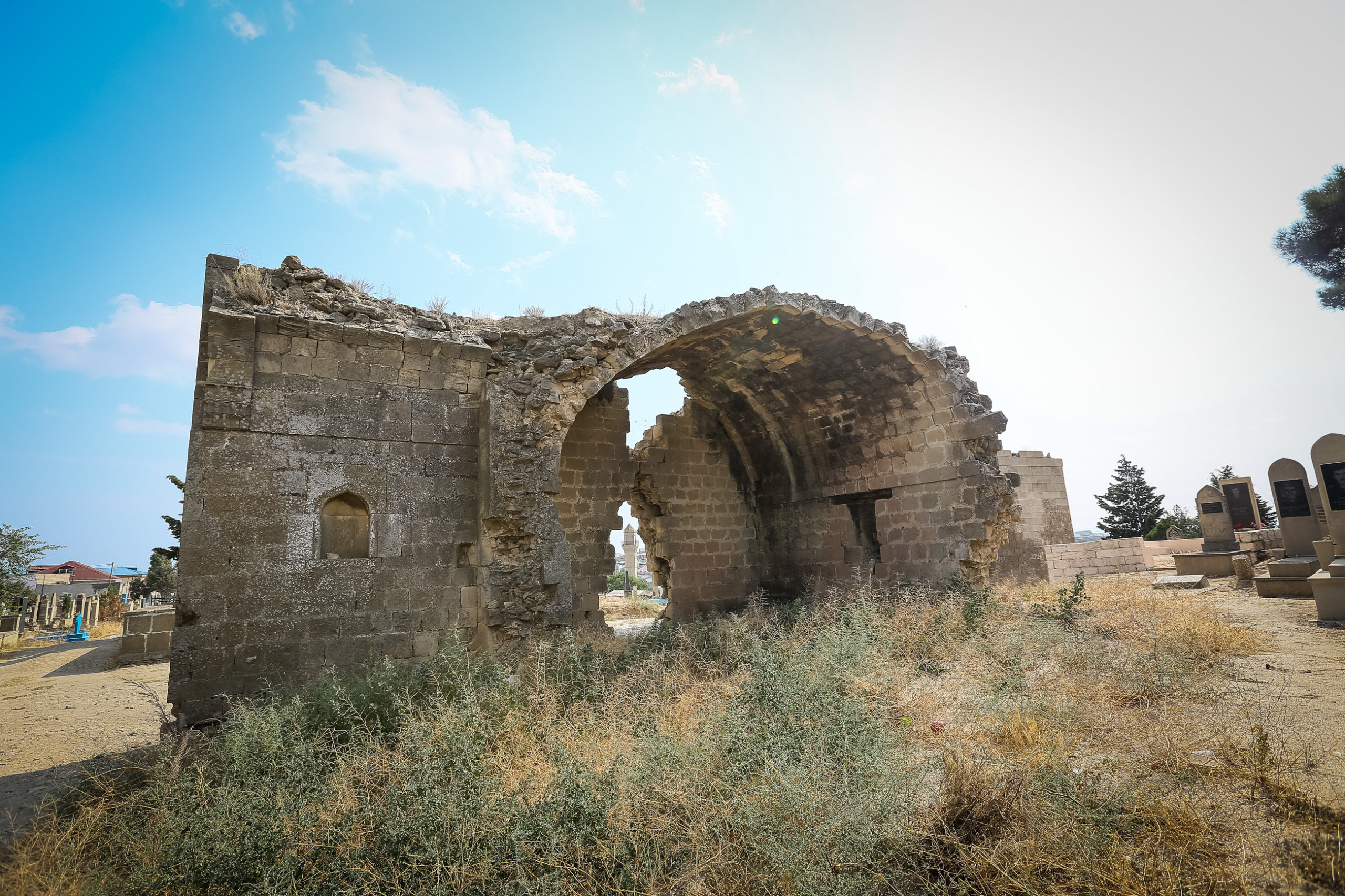 Hacı Şəhla məscidinin dağıdılmış hissəsi
