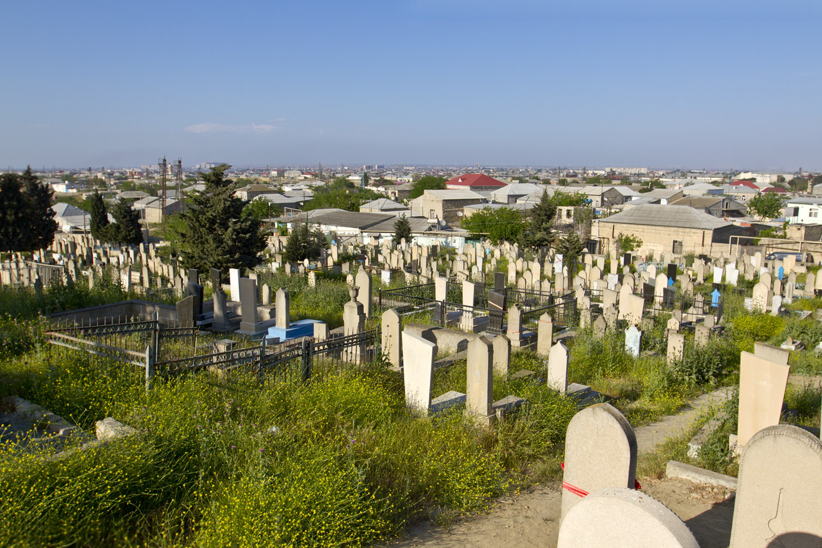 Kəndin adının mənası Qılman İlkinin ‘Bakı və bakılılar’ kitabında qeyd olunub: ‘bala’ – yuxarı, hünduşür, ‘xana’ – ev deməkdir