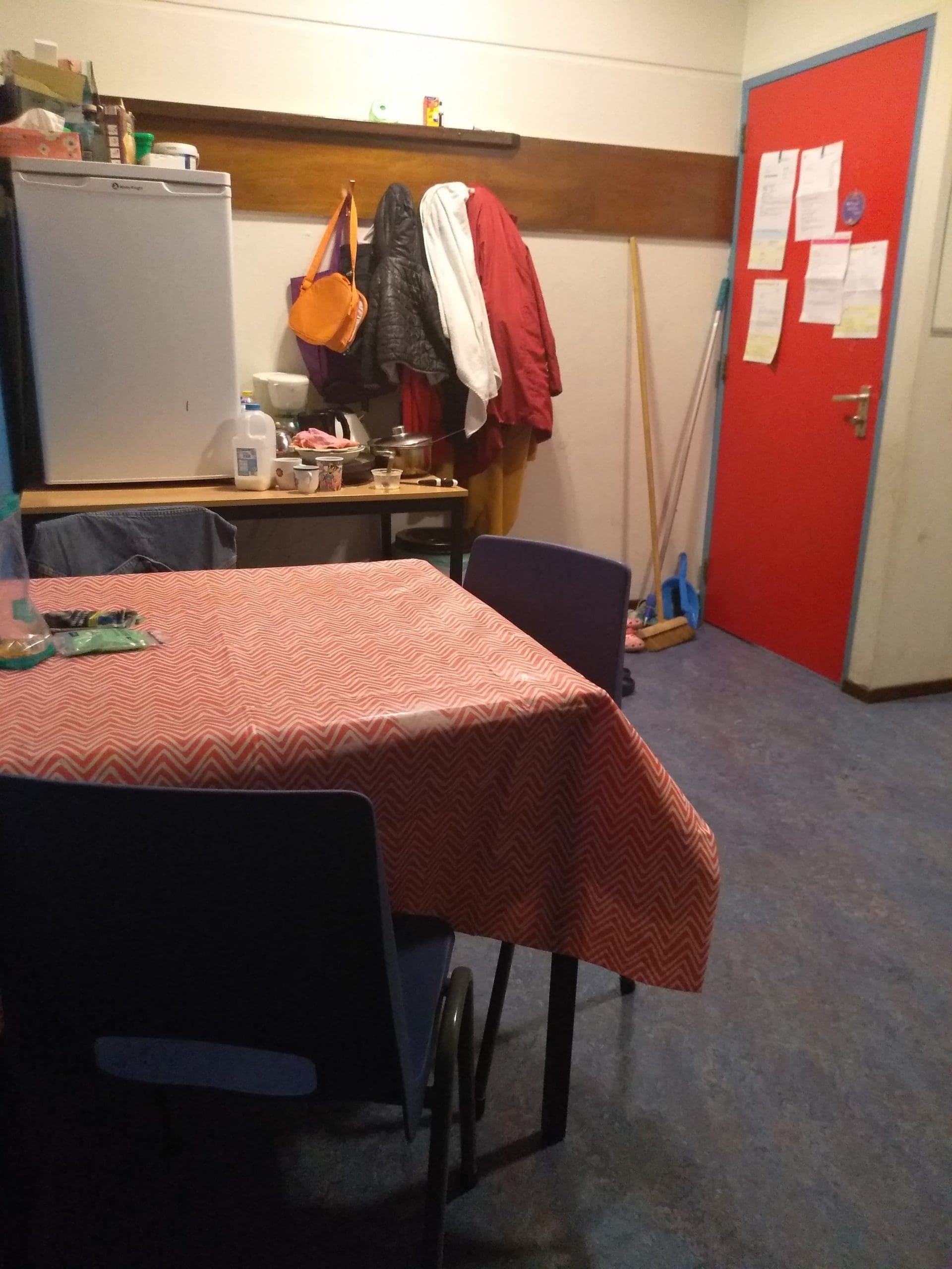 Комната Турала Гурбанлы в лагере для беженцев в Голландии Фото из личного архива