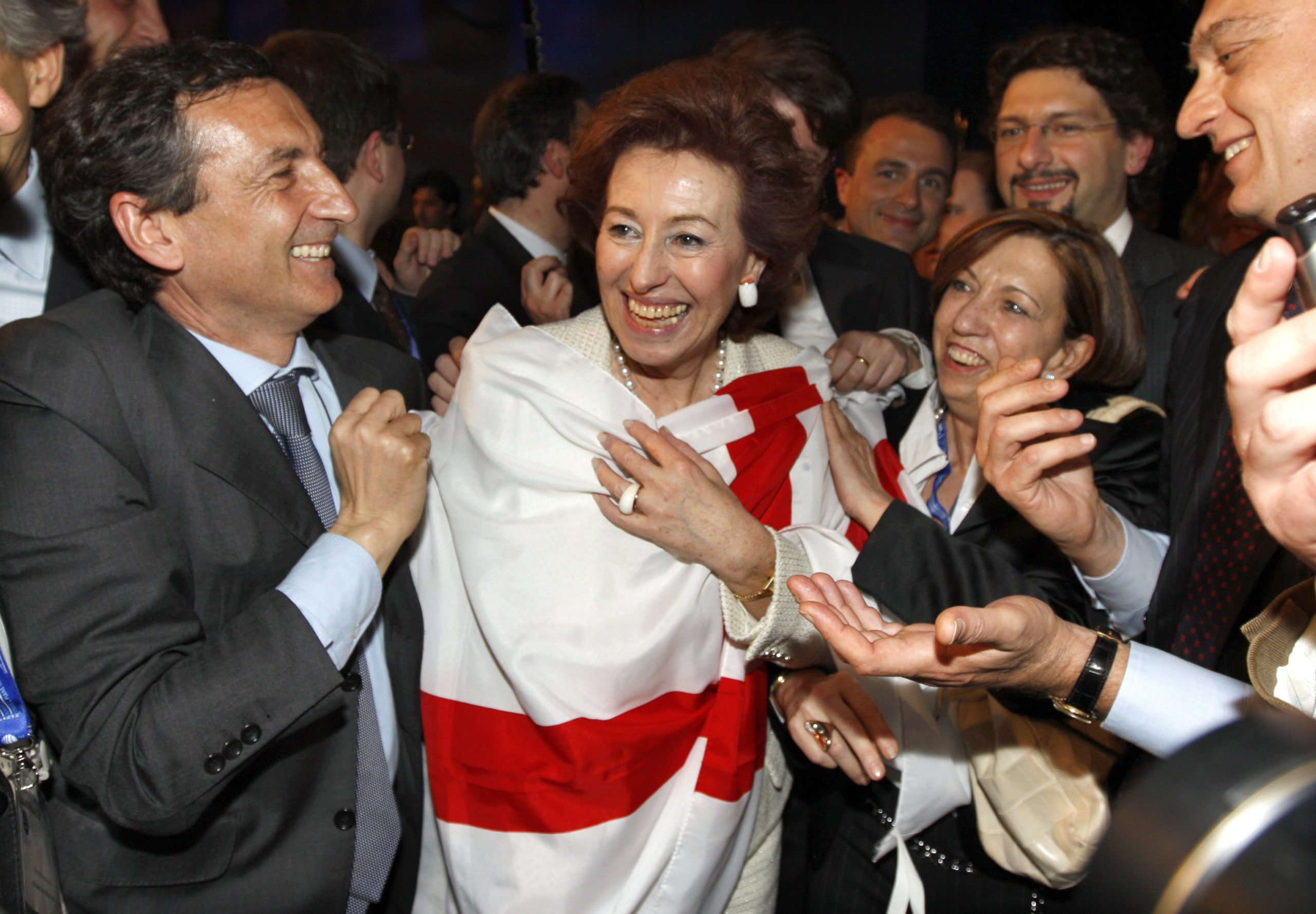 Milan’s Mayor Letizia Moratti (C) reacts upon learning the result of the secret vote by the International Exhibitions Bureau members (BIE) in Paris on 31 March 2008 (REUTERS/Charles Platiau)