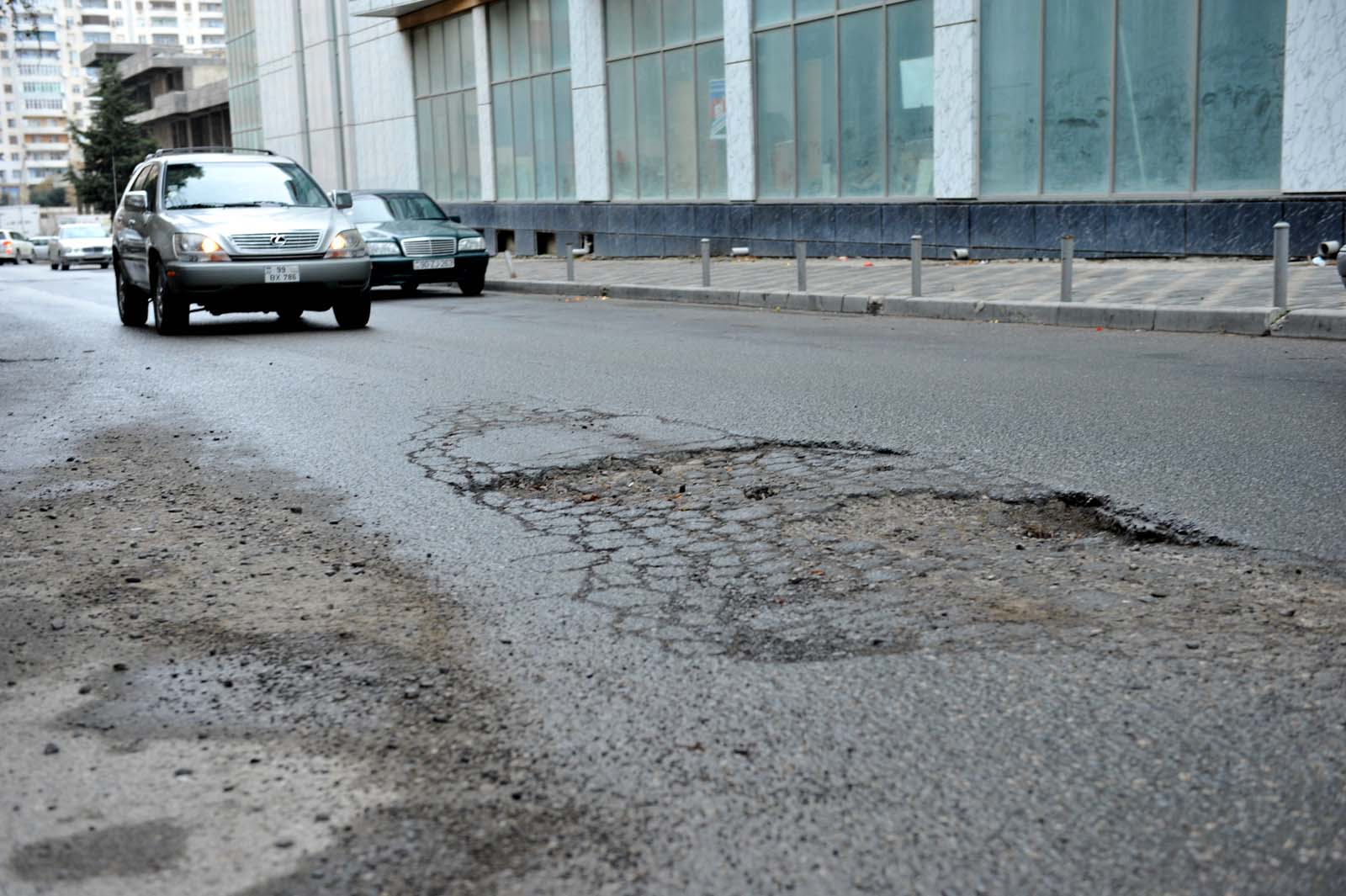 Nizami rayonu, Naxçıvanski küçəsi