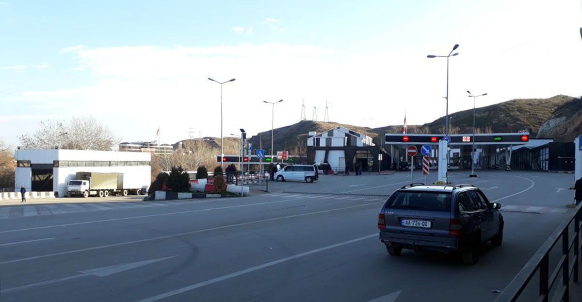Red Bridge crossing between Azerbaijan and Georgia