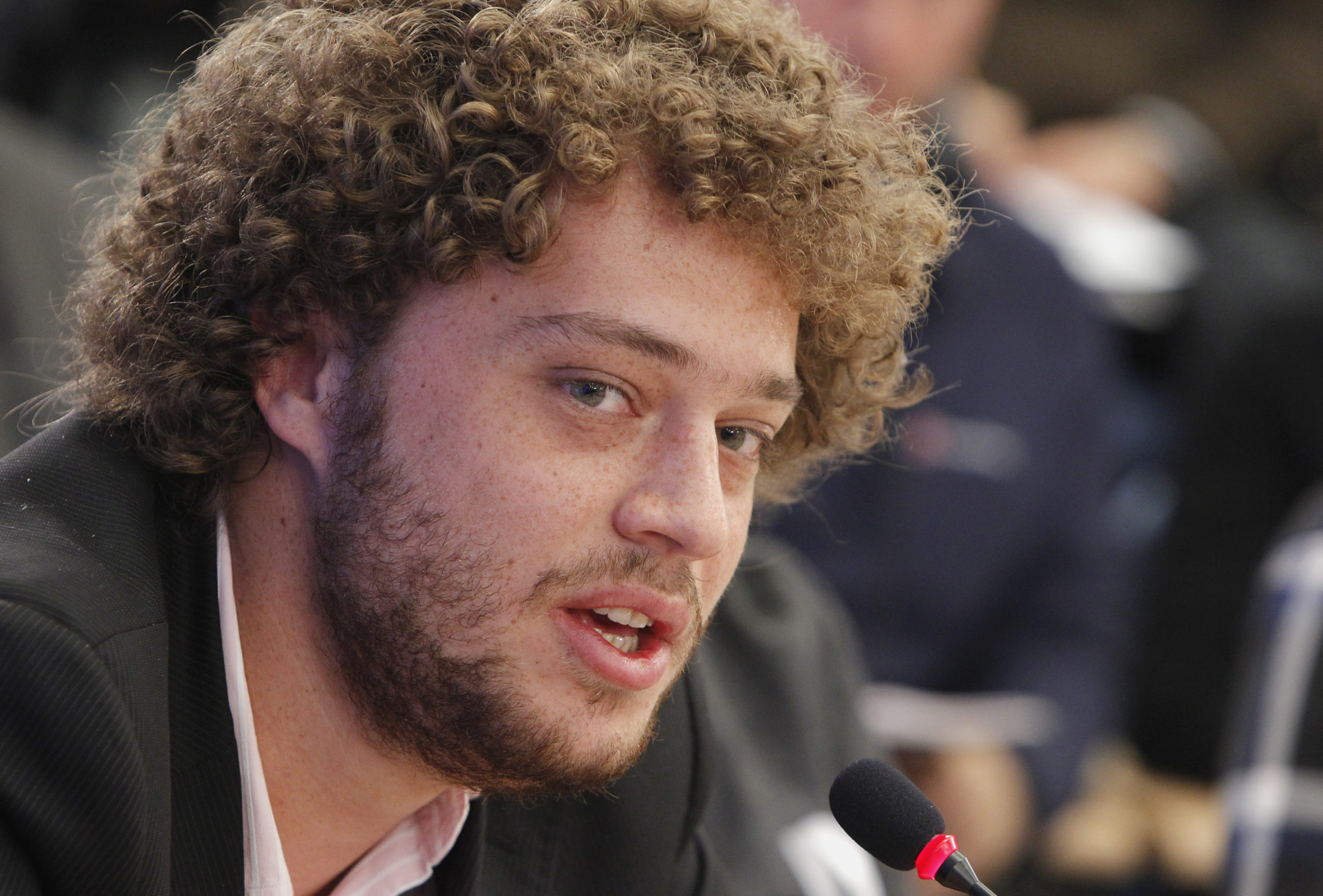 Russian blogger Ilya Varlamov speaks during a news conference by the League of Voters in Moscow January 18, 2012. A group of leading Russian cultural figures tied to the opposition has created the League of Voters with a self-stated goal of ensuring fair