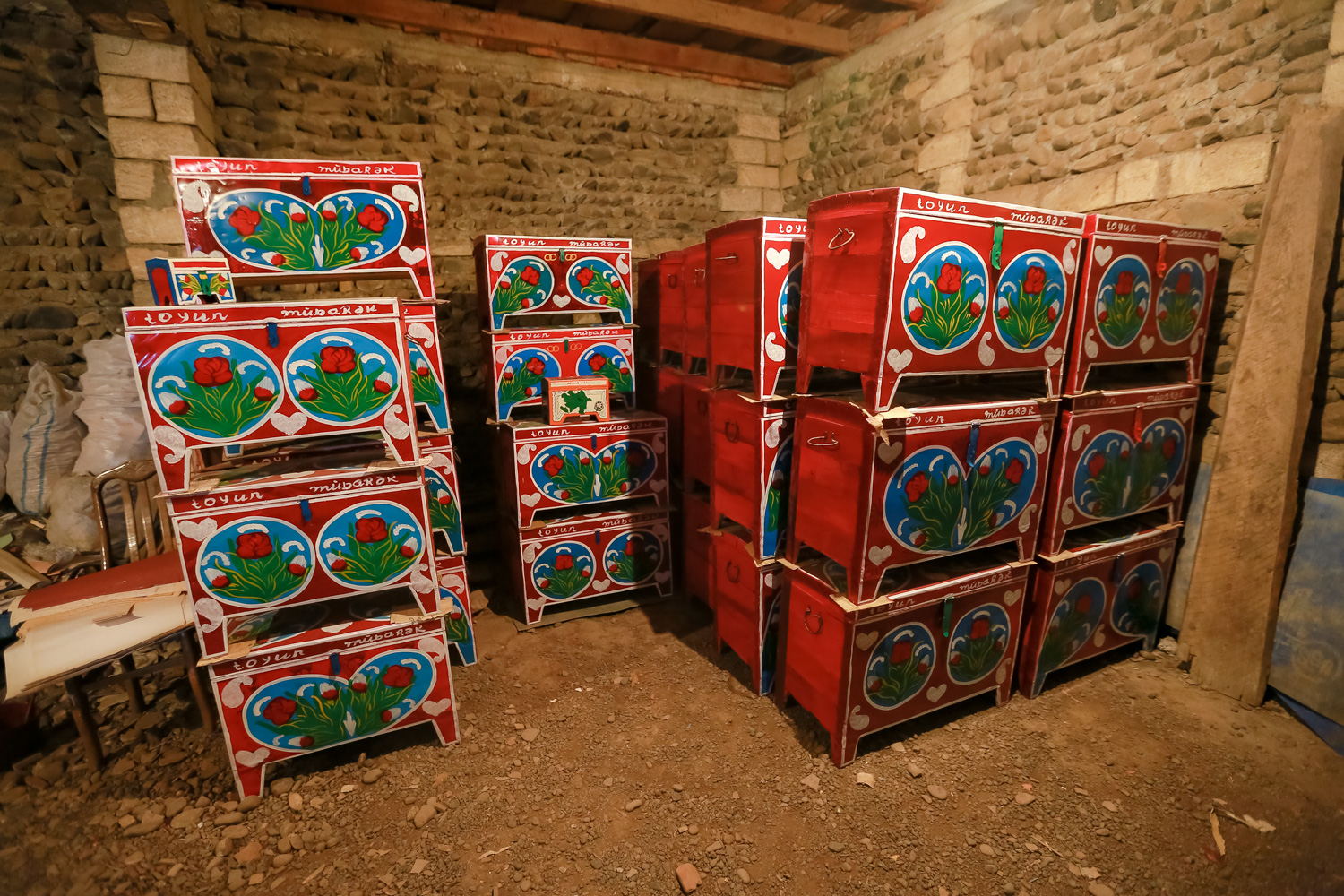 Sandıqların ölçüləri sifarişçilərin istəyinə uyğun olaraq dəyişir