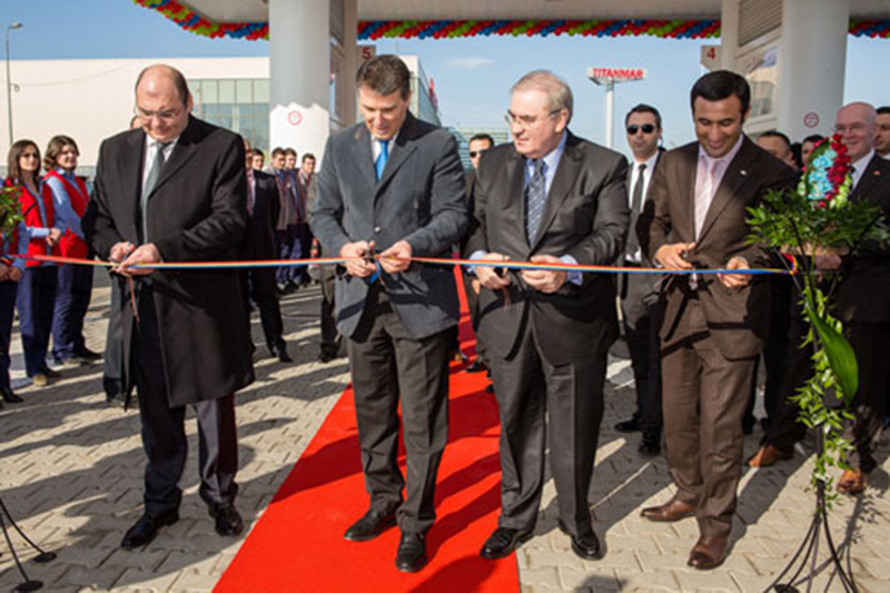 “SOCAR Romania” şirkətinin baş direktoru Həmzə Kərimov Buxarestdə yanacaqdoldurma məntəqəsi açılışında