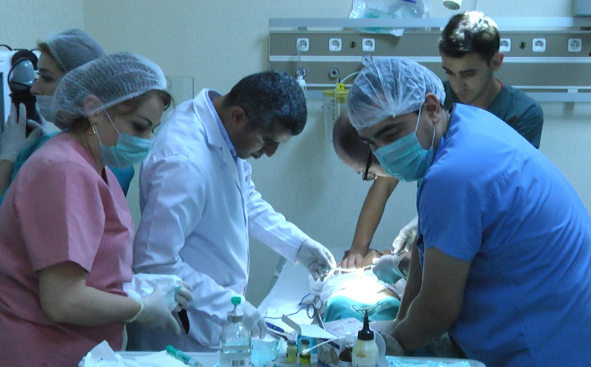 Sünnət, arxiv foto