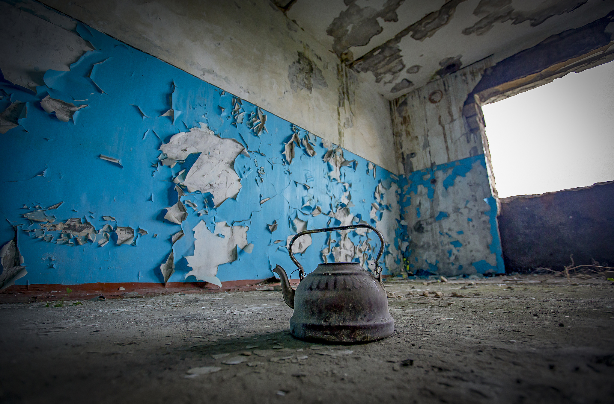 Tərk edilmiş xəstəxana binası