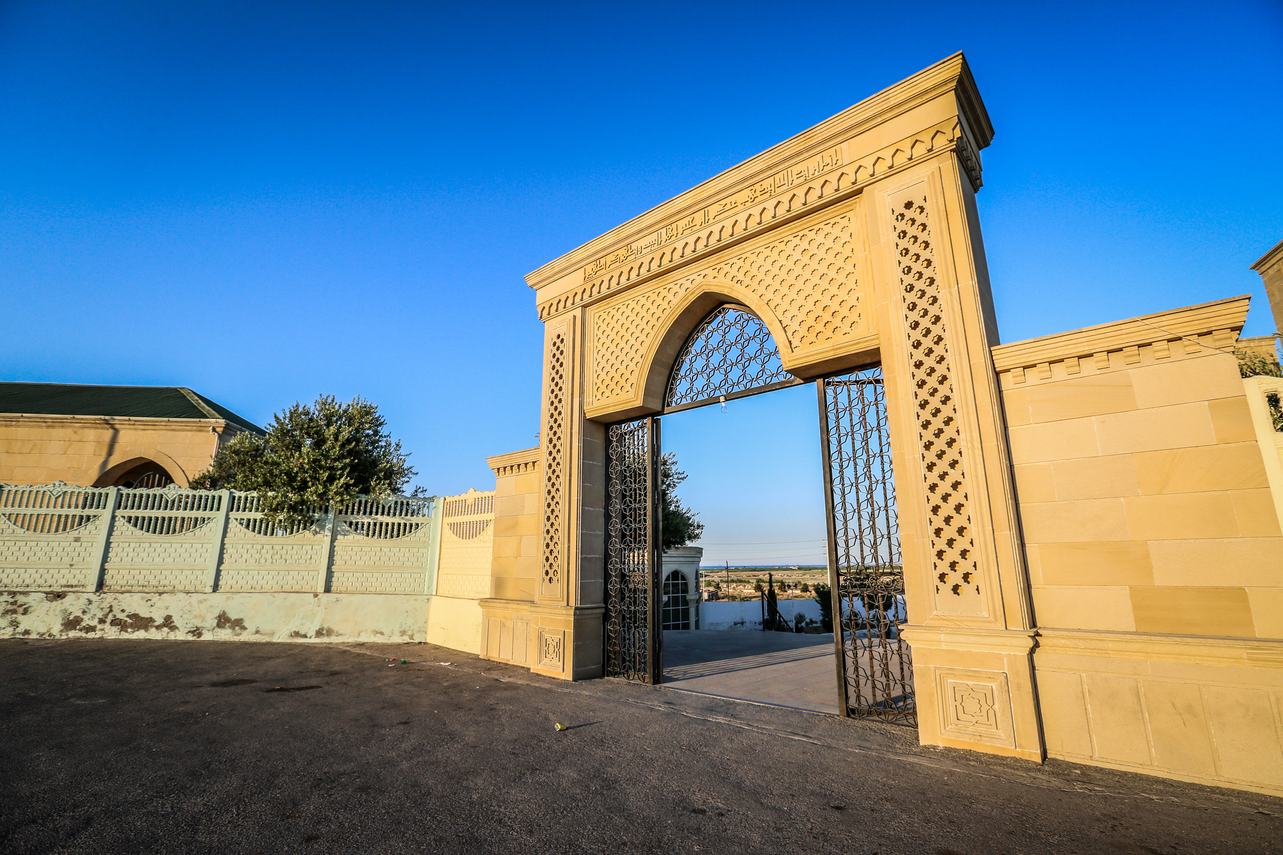 The entrance to the pilgrimage site, “Ali’s Footprint”