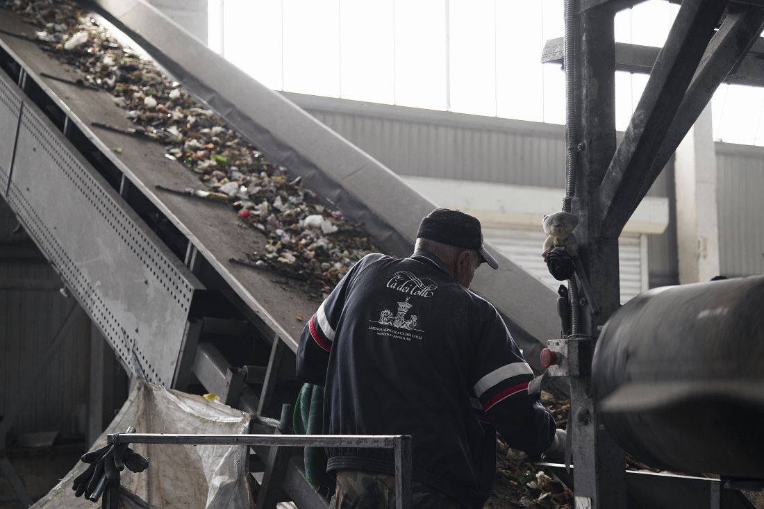 Utilaj-de-la-stația-de-sortare-ABS-Recycling.jpg