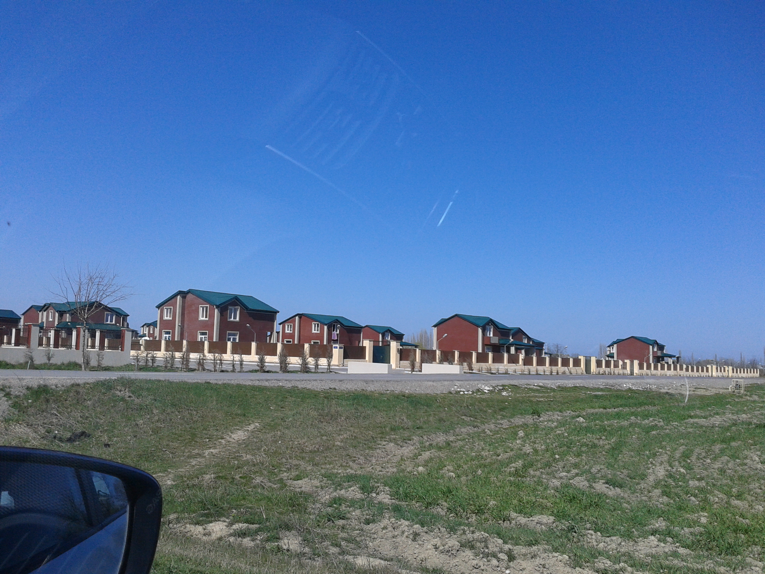 Yeni evlər və asfaltlanmış yollar – bura Palıdlının müasir simasıdır