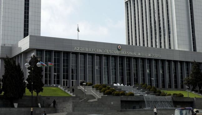 Здание парламента Азербайджана