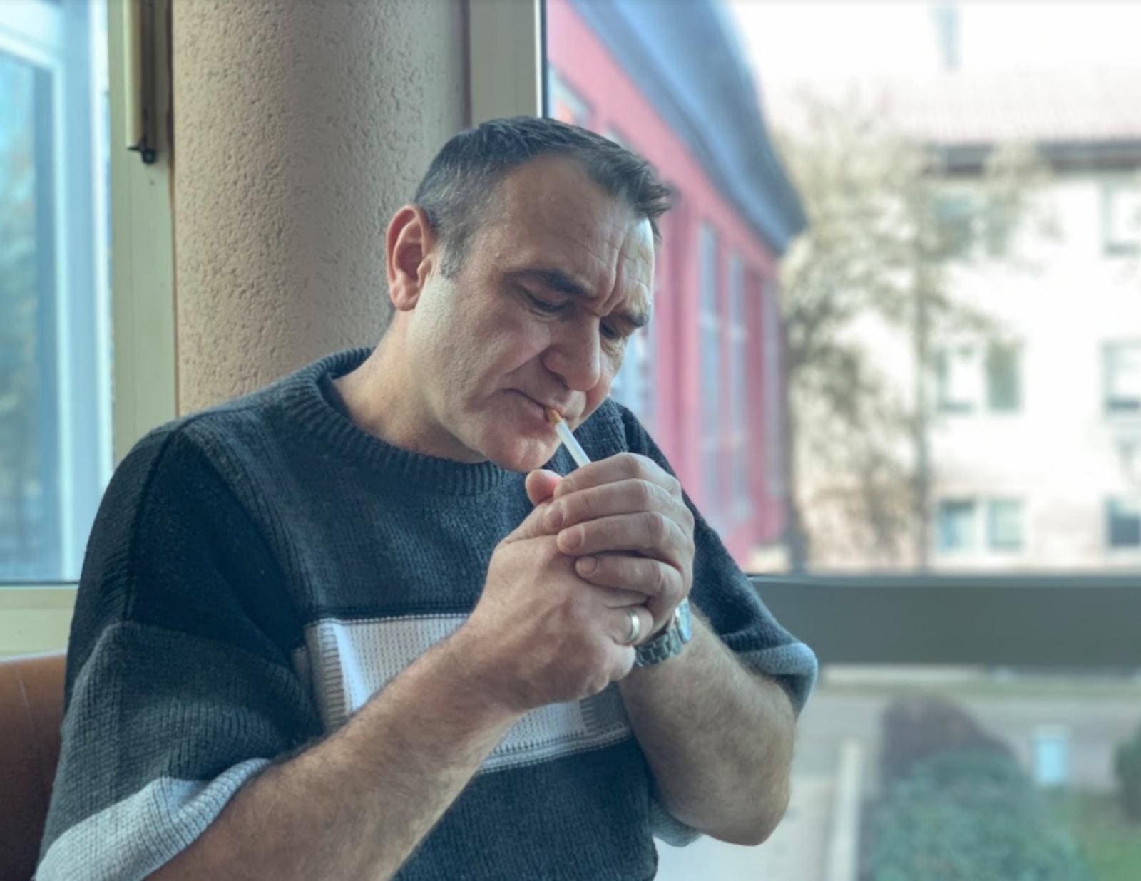 ZoleticSmoking.jpg