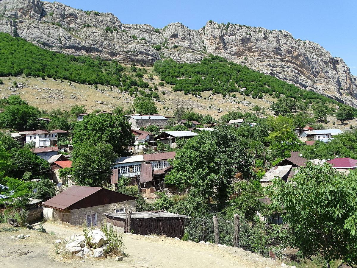 Daşaltı kəndi