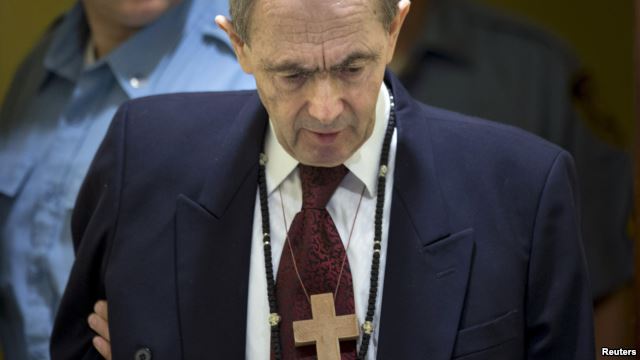 Генерал Здравко Толимир на Гаагском суде