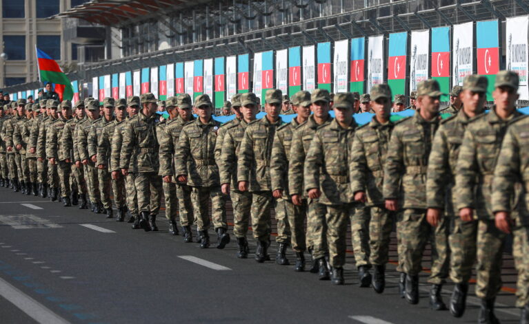 Azərbaycan əsgəri, foto: REUTERS/Aziz Karimov