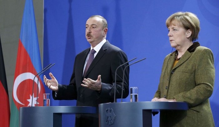 Angela Merkel və İlham Əliyev