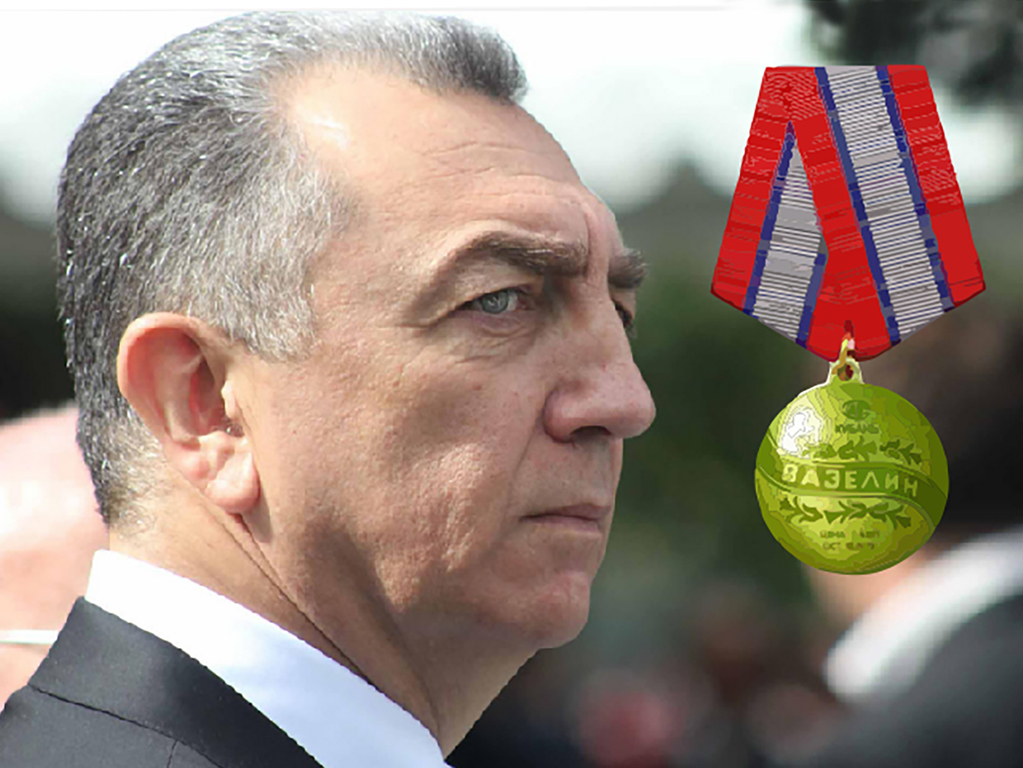 Глава Сабаильской ИВ Эльдар Азизов