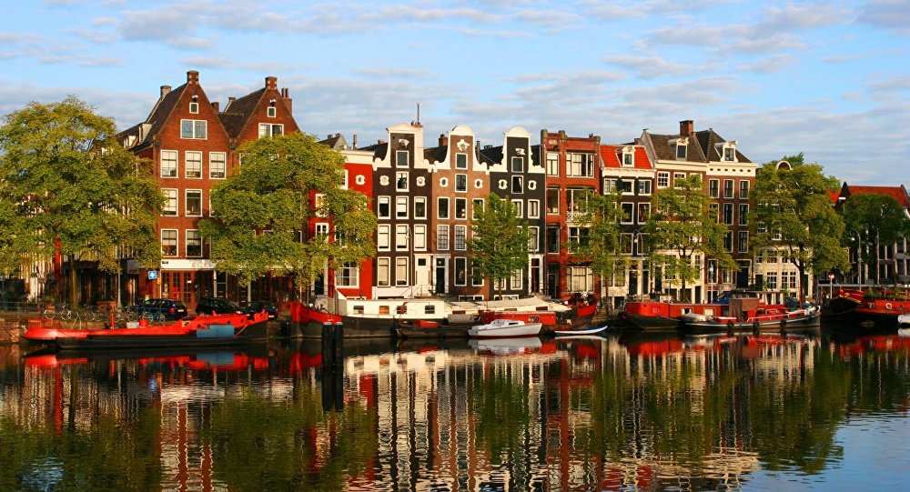 fotolar sosial şəbəkə