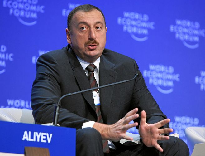 İlham Əliyev foto sosial şəbəkə
