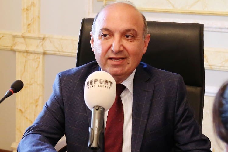 Сиявуш Гейдаров