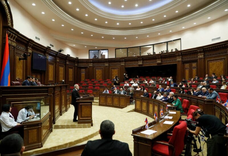 Ermənistan Parlamenti, foto: Reuters