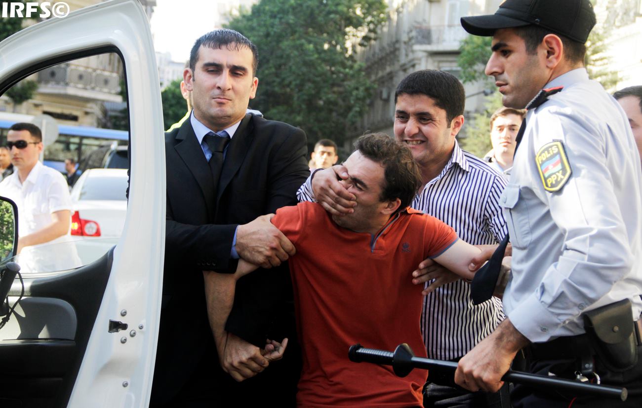 Bakıda aksiya - Arxiv