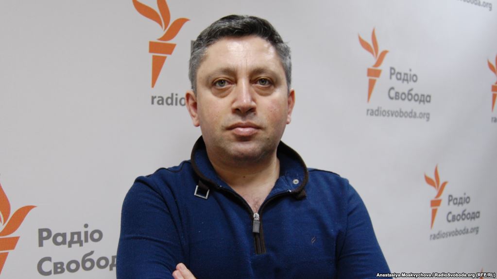 "I don’t trust the police, the courts, no one. I’ve been in Ukraine for six months without any documents, completely helpless," says Fikrat Huseynli.