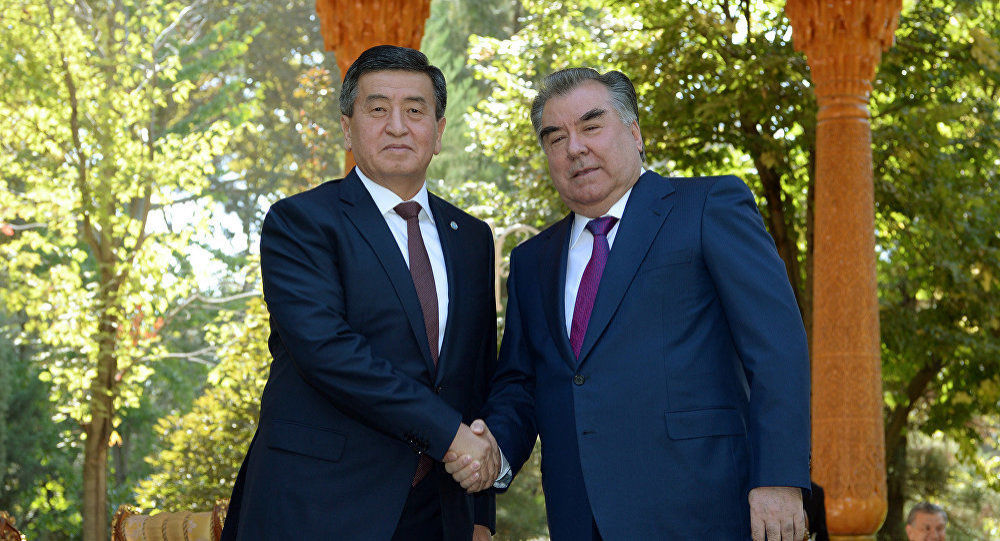 Emoməli Rəhmon və Sooronbai Jeenbekov