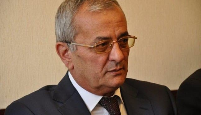 Искендер Гамидов