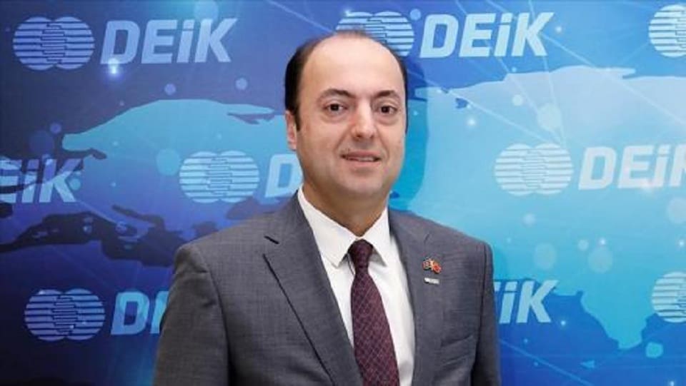 Сельджук Акат