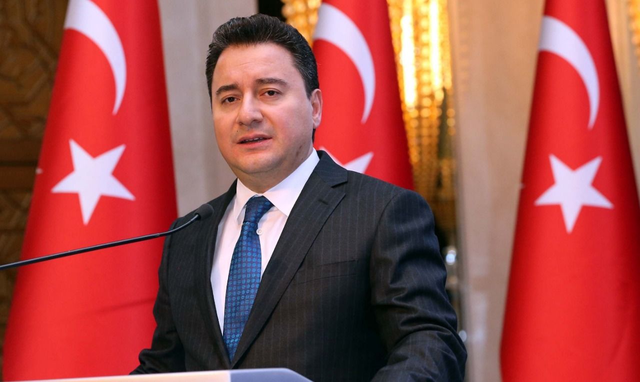 Türkiyəli siyasətçi Əli Babacan