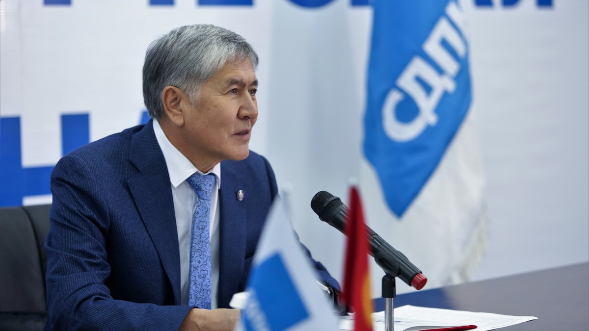 Eks-prezidenti Atambayev