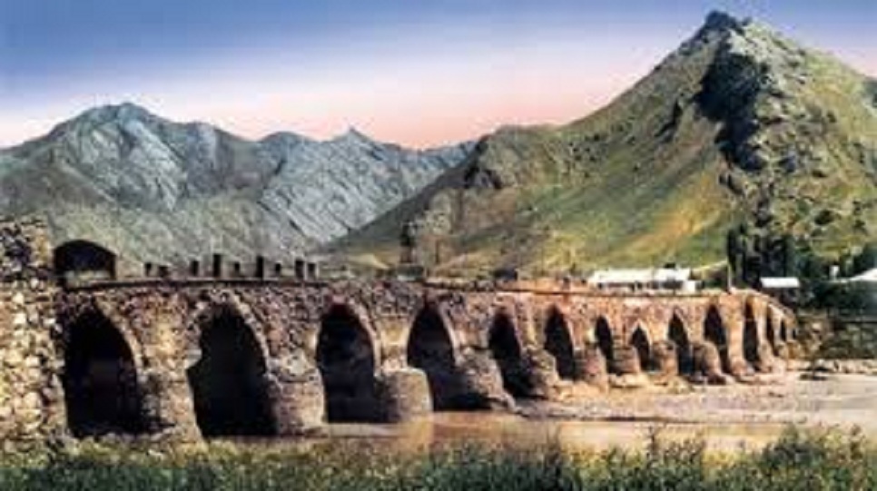 Мост Худаферин в Джебраиле