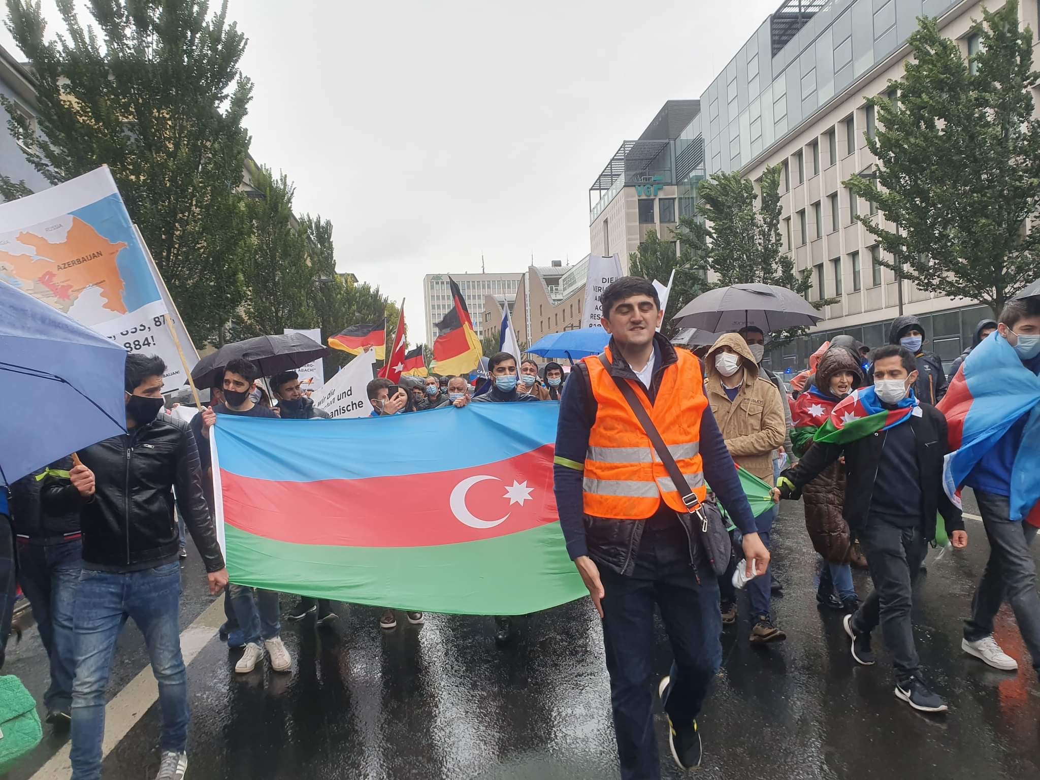 Frankfurtda azərbaycanlılar Qarabağa dəstək aksiyası keçirib