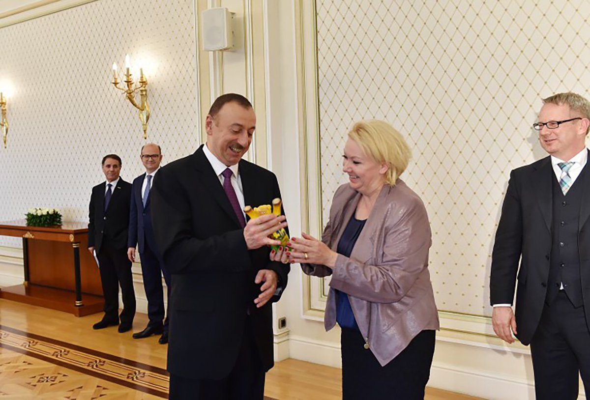 Alman deputat Karin Strenzin və İlham Əliyev