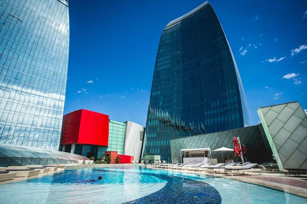 "Fairmont Baku" oteli