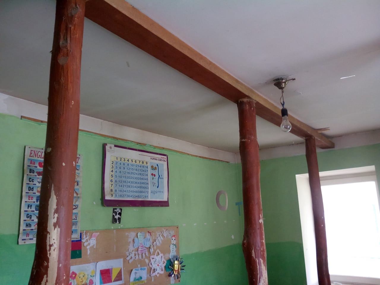 Küçeyli kənd məktəbinin sinif otağı