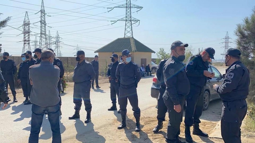 "mkan vermədilər ki, ailəsi və dostları Gözəl xanıma qarşı olan son borcunu normal yerinə yetirsin"