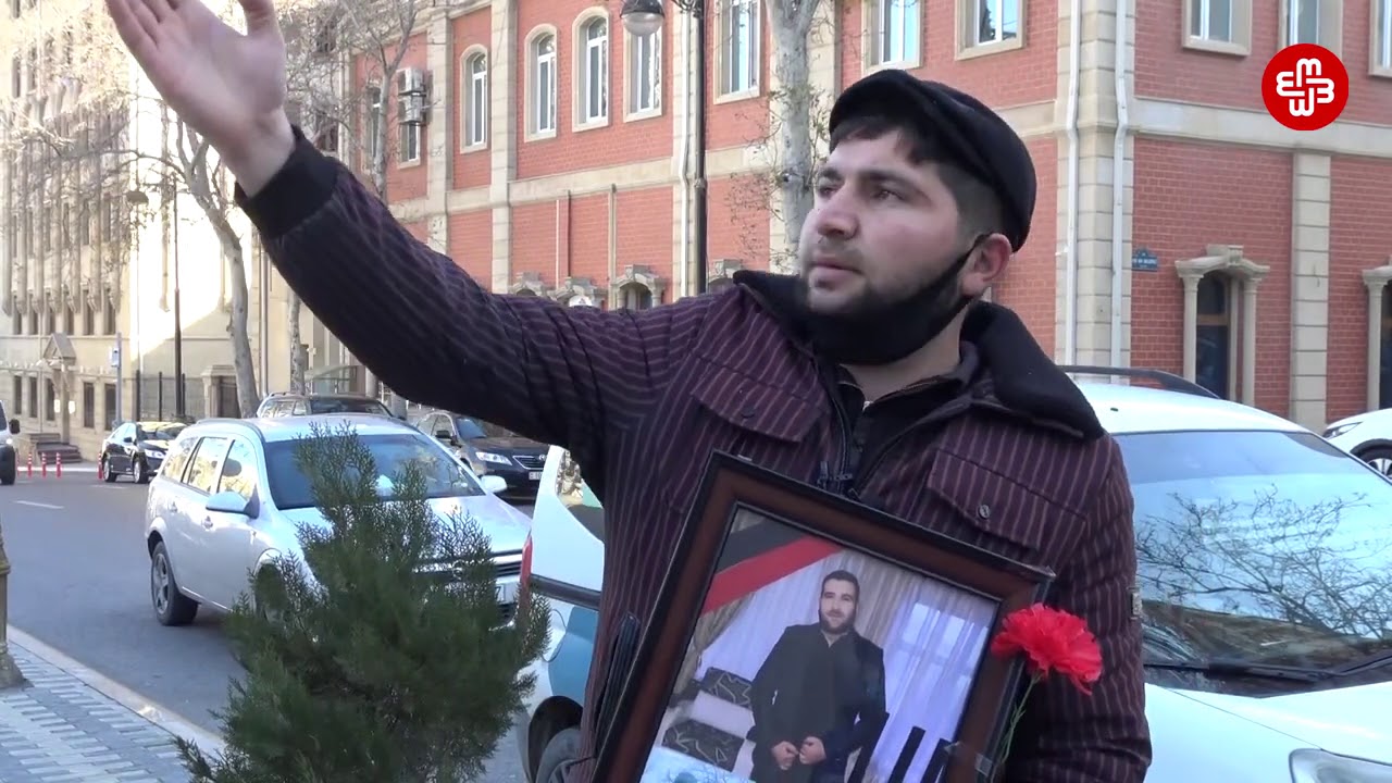 "İki uşağım var idi, onun da birini öldürüb, verdilər əlimə"