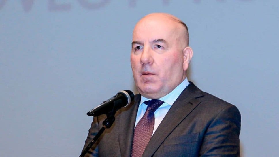 Эльман Рустамов