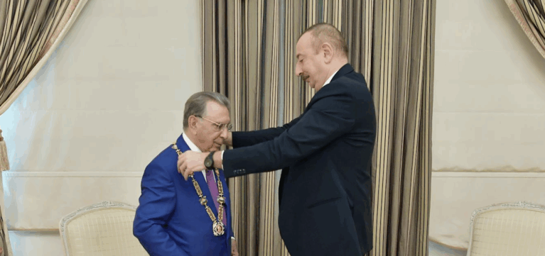 Ramiz Mehdiyev və İlham Əliyev, foto: president.az