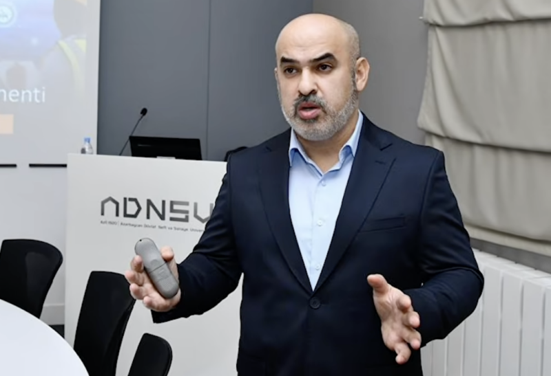 İlqar Əliyev